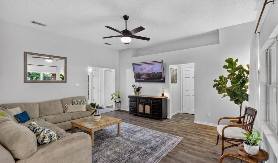 15077 Clear Springs Dr, Biloxi, MS 39532 - 3 Beds, 2 Bath