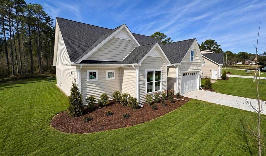 851 Fairway Rd, Ayden, NC 28513 - 3 Beds, 2 Bath