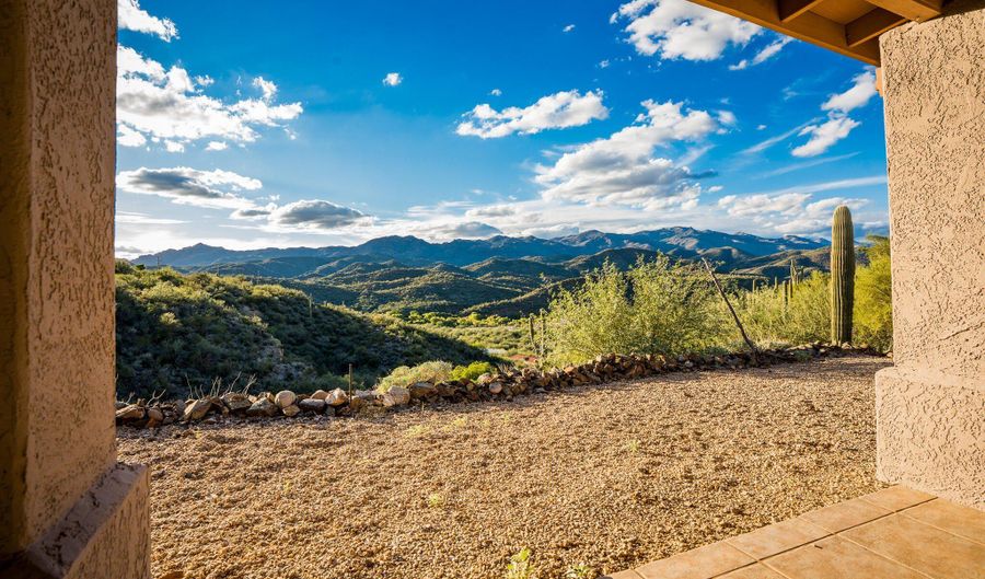 34970 S WESTRIDGE Ln, Black Canyon City, AZ 85324 - 3 Beds, 2 Bath