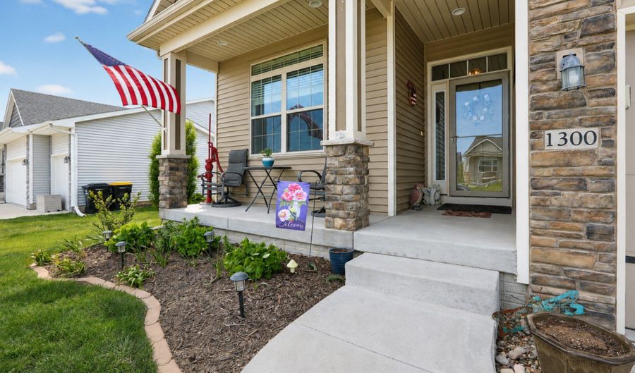 1300 S 10th St, Adel, IA 50003 - 3 Beds, 2 Bath
