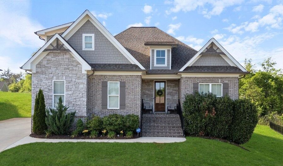3338 Hawks Creek Dr, Apison, TN 37302 - 4 Beds, 3 Bath