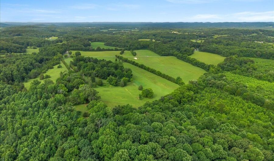 211 County Road 617, Athens, TN 37303 - 3 Beds, 1 Bath