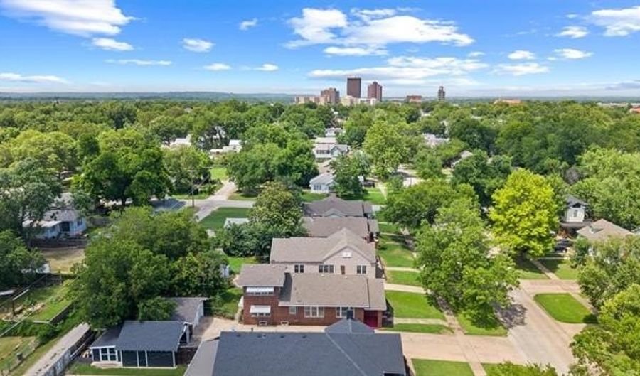 1413 S Johnstone Ave, Bartlesville, OK 74003 - 3 Beds, 2 Bath