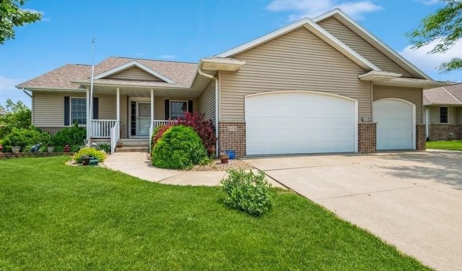 608 Ridgeview Way, Atkins, IA 52206 - 4 Beds, 4 Bath