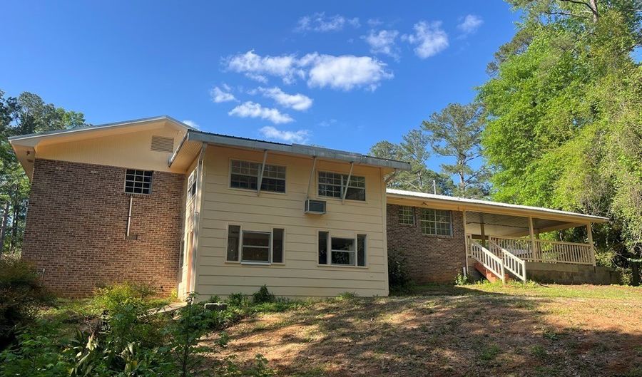 105 Martinson, Abbeville, AL 36310 - 3 Beds, 3 Bath