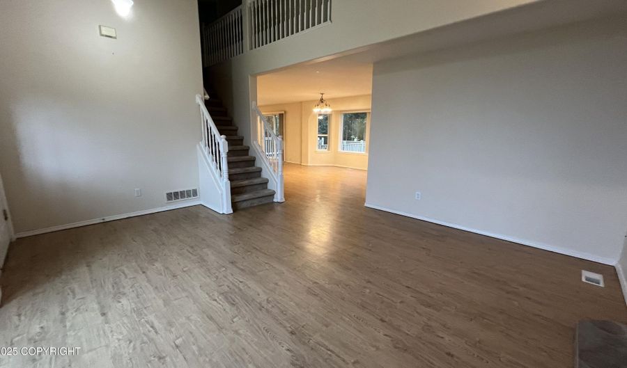 7835 Eastbrook Dr, Anchorage, AK 99504 - 4 Beds, 3 Bath