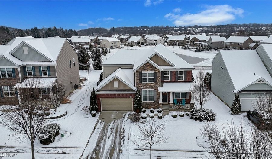 81 Garnett Cir, Copley, OH 44321 - 4 Beds, 3 Bath