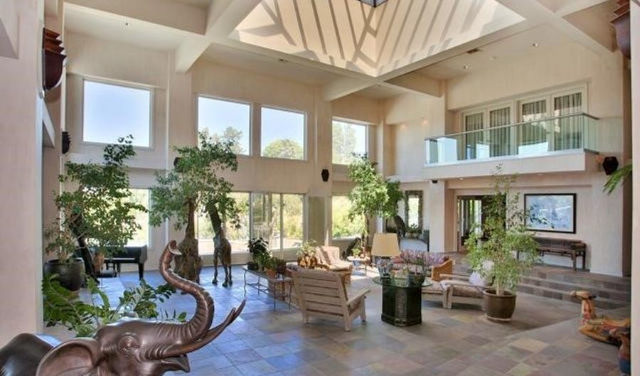 4605 Yerba Santa Dr, San Diego, CA 92115 - 8 Beds, 12 Bath