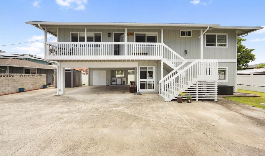 528 Halela St A, Kailua, HI 96734 - 5 Beds, 3 Bath