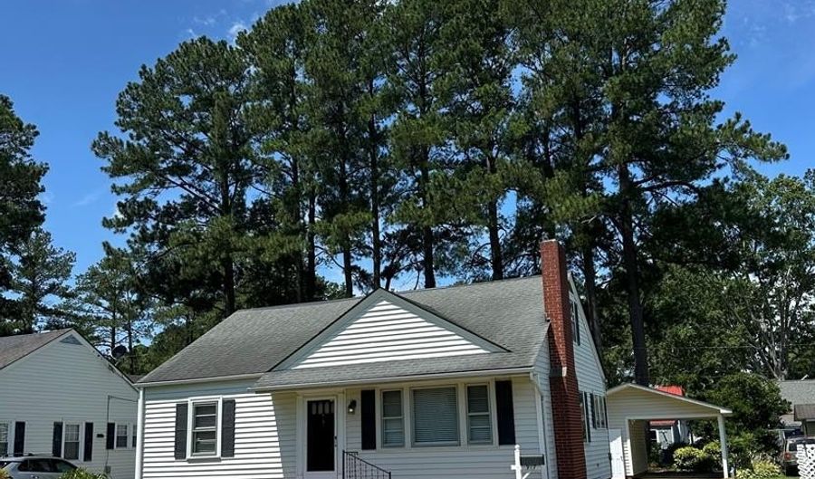 917 Pembroke Ave N, Ahoskie, NC 27910 - 4 Beds, 2 Bath