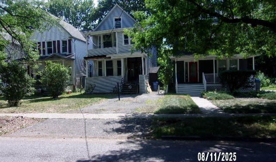 137 N Pine Ave, Albany, NY 12203 - 6 Beds, 4 Bath