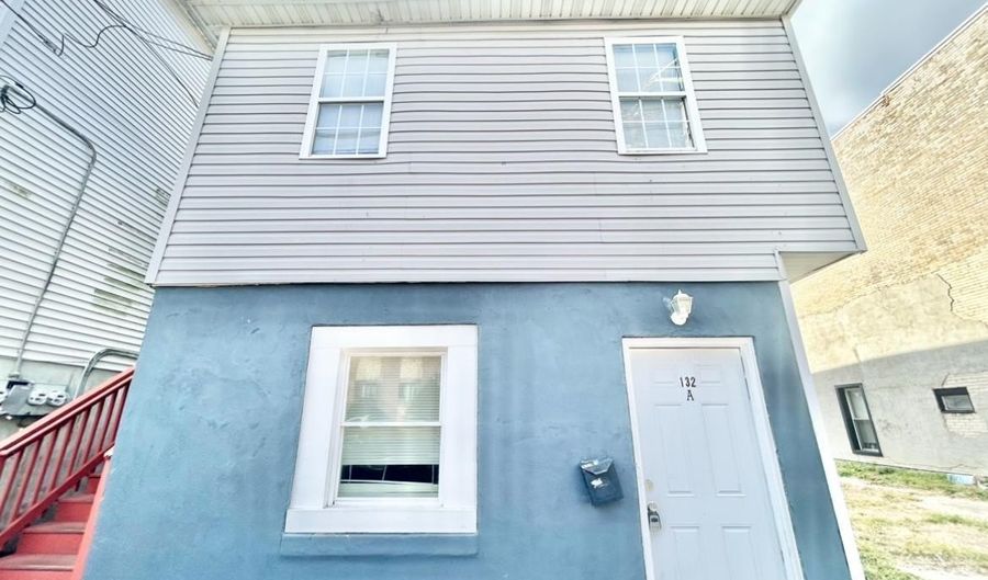 132 N Tennessee Ave, Atlantic City, NJ 08401 - 3 Beds, 1 Bath