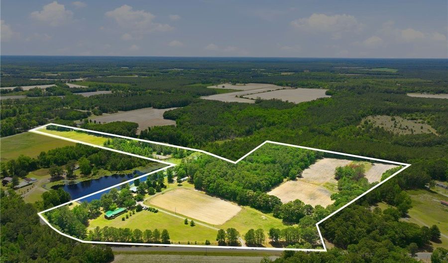 10400 Ruth Vinson Rd, Autryville, NC 28318 - 2 Beds, 2 Bath