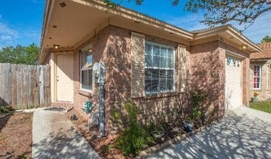 2548 AMERICAS CUP Cir E, Atlantic Beach, FL 32333 - 3 Beds, 2 Bath