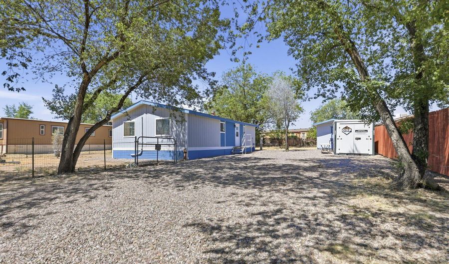 960 TUMBLEWEED Dr, Chino Valley, AZ 86323 - 2 Beds, 2 Bath