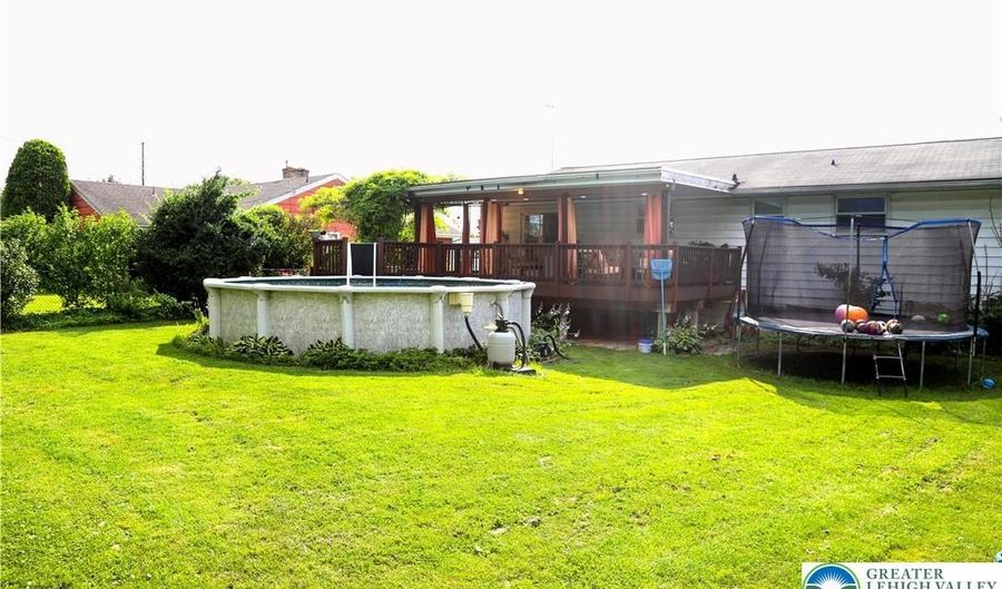 3020 W Fairbanks St, Allentown, PA 18103 - 5 Beds, 2 Bath