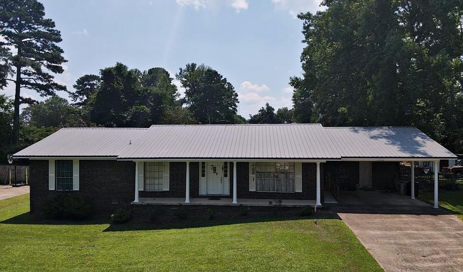 2709 Lynwood Dr, Arkadelphia, AR 71923 - 3 Beds, 2 Bath