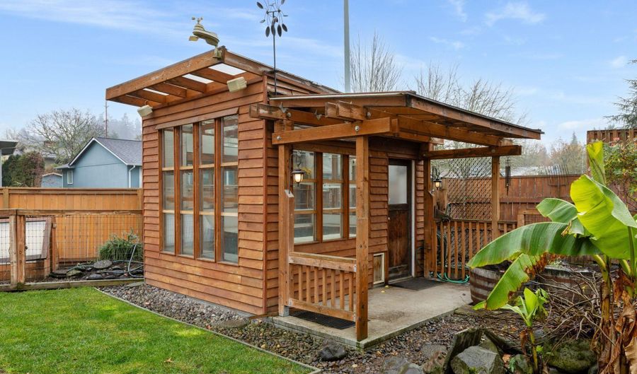 17130 SW BAKER St, Beaverton, OR 97007 - 3 Beds, 2 Bath