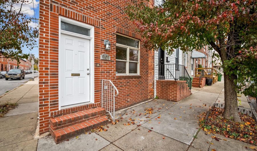 901 W BARRE St, Baltimore, MD 21230 - 3 Beds, 3 Bath