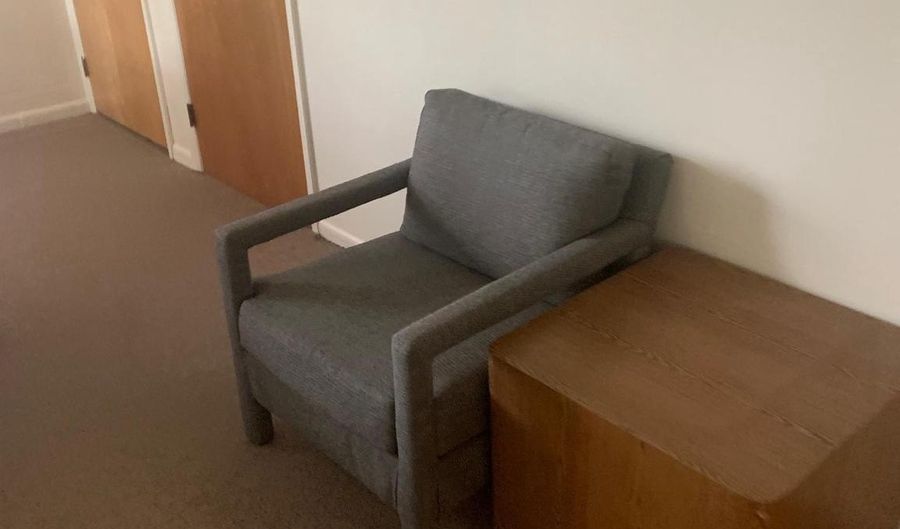 220 S WHITE HORSE Pike 3, Audubon, NJ 08106 - 0 Beds, 0 Bath