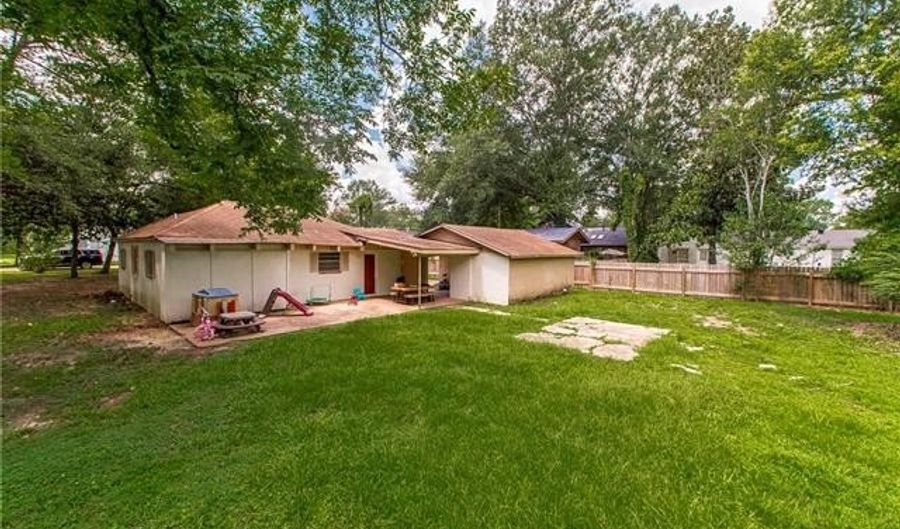 507 ELM St, Amite, LA 70422 - 2 Beds, 1 Bath