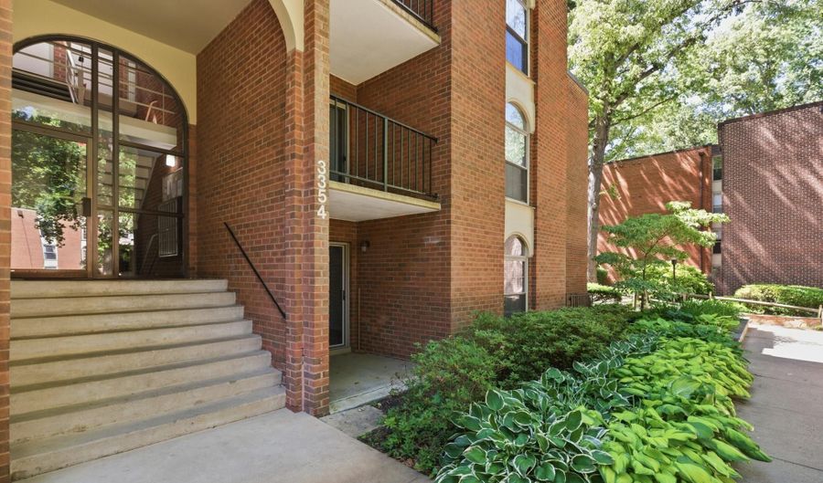 3354 WOODBURN Rd 12, Annandale, VA 22003 - 2 Beds, 2 Bath