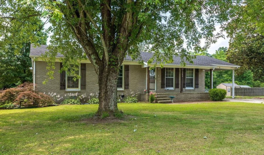 106 Crutcher St, Athens, AL 35611 - 3 Beds, 2 Bath