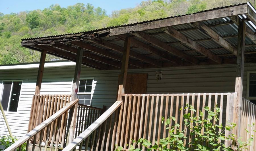 3142 Buffalo Creek Rd, Accoville, WV 25606 - 0 Beds, 0 Bath