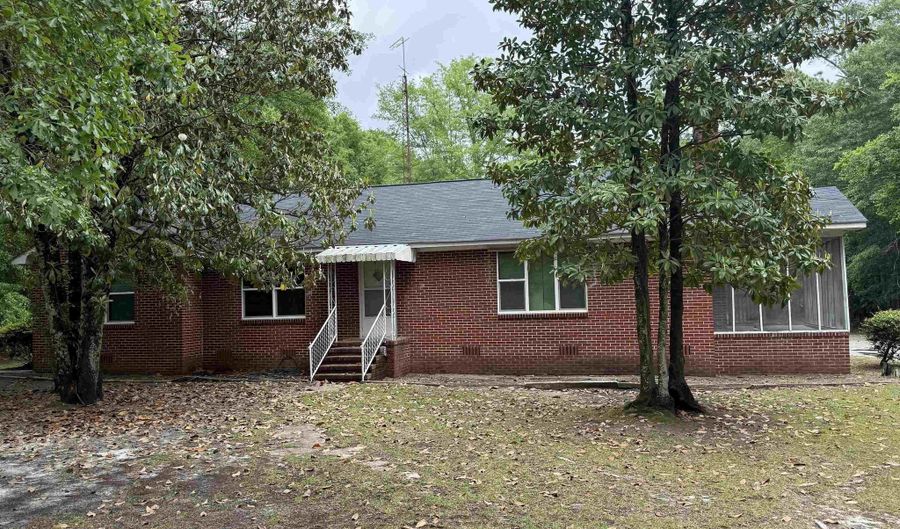 3000 Broad St, Camden, SC 29020 - 4 Beds, 2 Bath