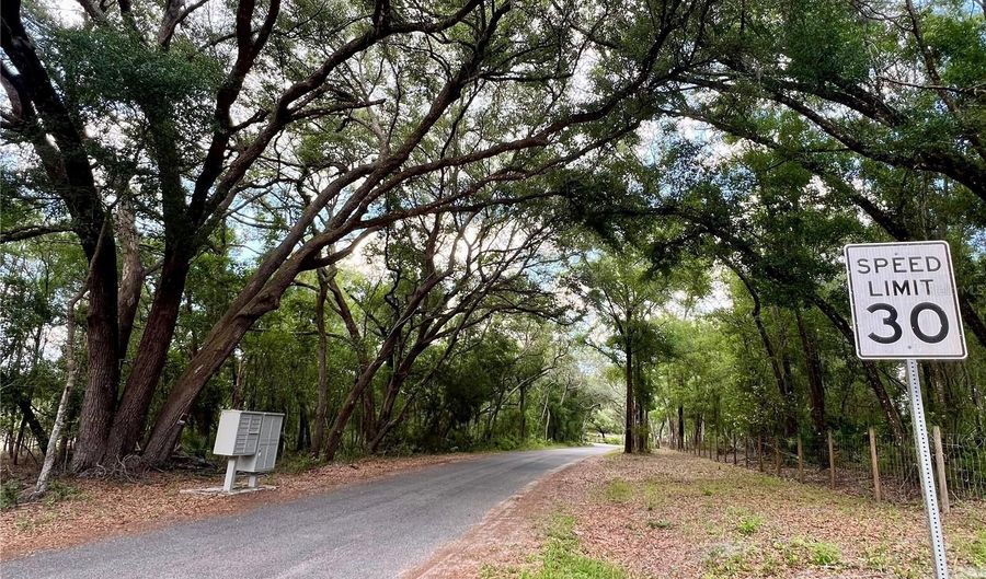 SE 152ND - RAVENSWOOD RD PARCEL B & C LOTS 16 17 Place, Altoona, FL 32702 - 0 Beds, 0 Bath