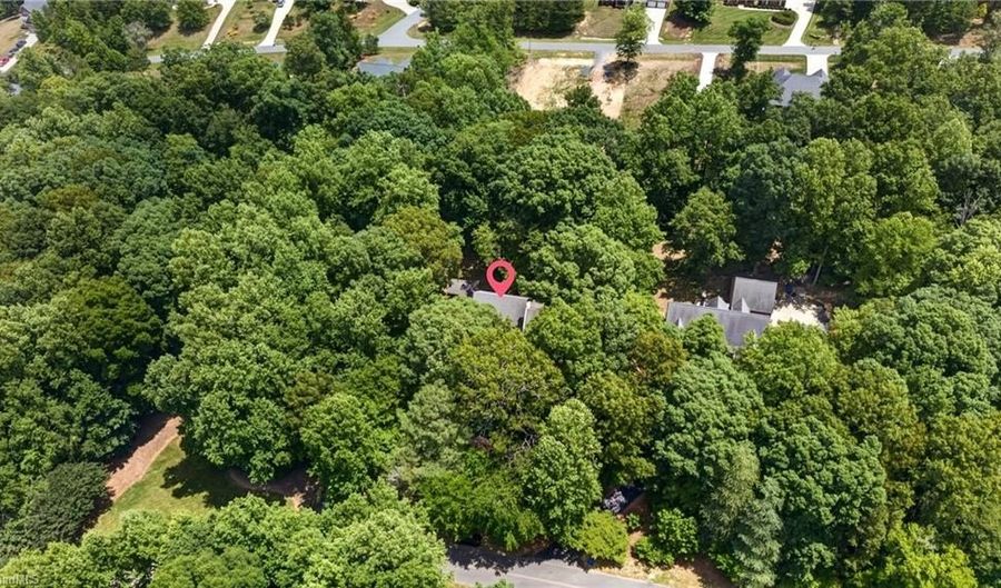 824 Cedar Creek Dr, Asheboro, NC 27205 - 3 Beds, 3 Bath