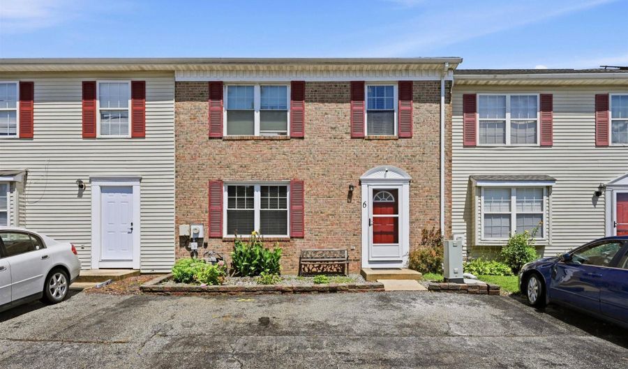 6 SHADOW Ln, Bear, DE 19701 - 3 Beds, 2 Bath
