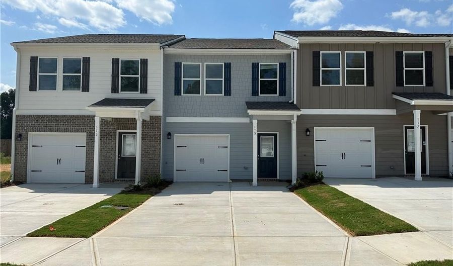 156 Village Green Dr NW 29, Adairsville, GA 30103 - 3 Beds, 3 Bath