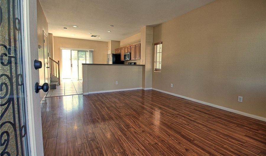 925 Blushing Rose Pl, Henderson, NV 89052 - 2 Beds, 3 Bath