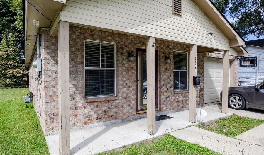1435 30th St, Baton Rouge, LA 70802 - 3 Beds, 2 Bath