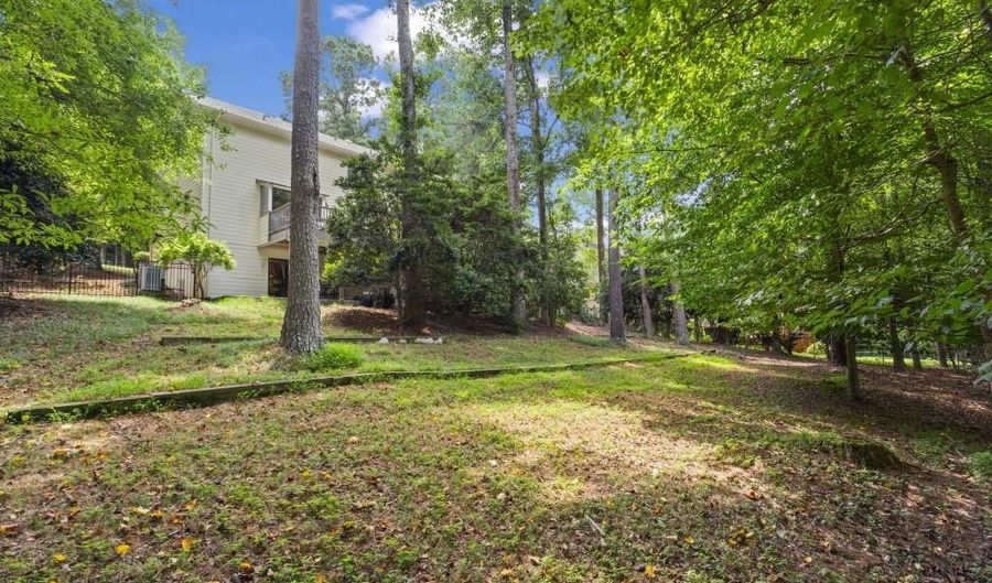 4725 Westchester Ct, Peachtree Corners, GA 30096 - 4 Beds, 3 Bath