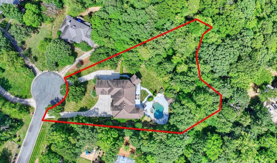 2207 Trapper Ct, Charlotte, NC 28270 - 6 Beds, 8 Bath