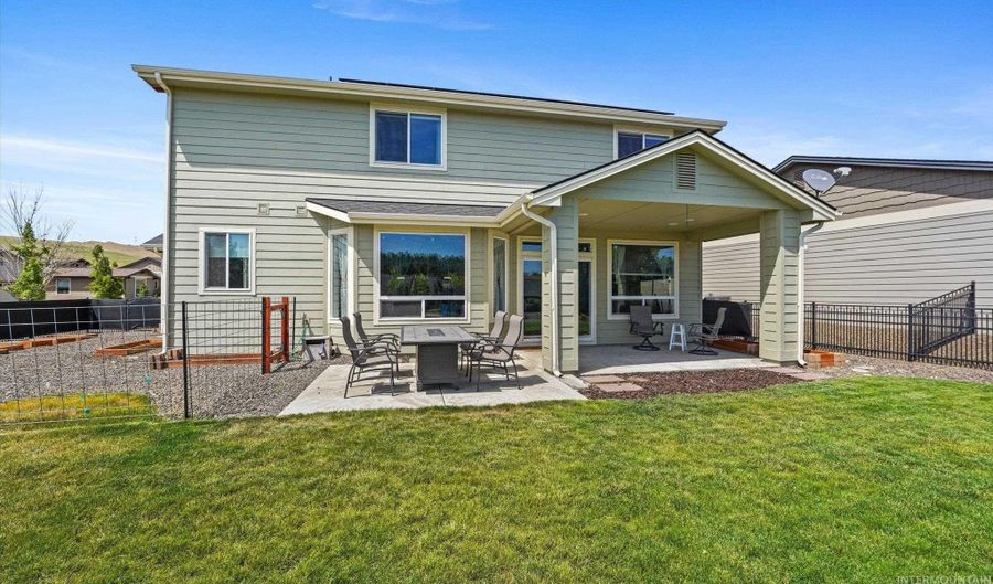 5697 W Kincreag St, Boise, ID 83714 - 4 Beds, 3 Bath