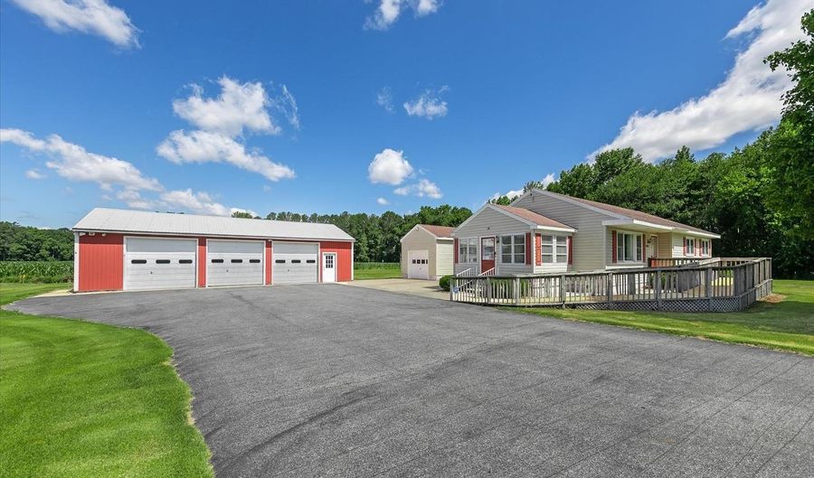 32069 OMAR Rd, Frankford, DE 19945 - 2 Beds, 2 Bath
