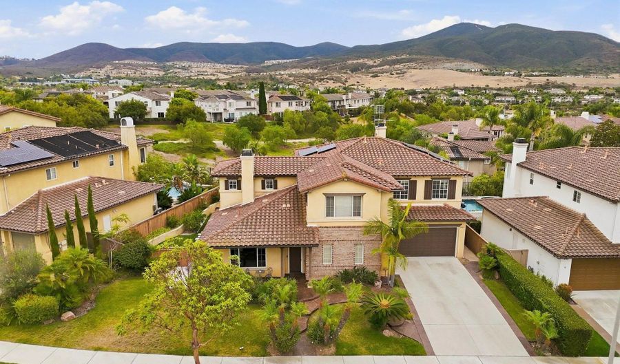 9767 Deer Trail Dr, San Diego, CA 92127 - 4 Beds, 5 Bath