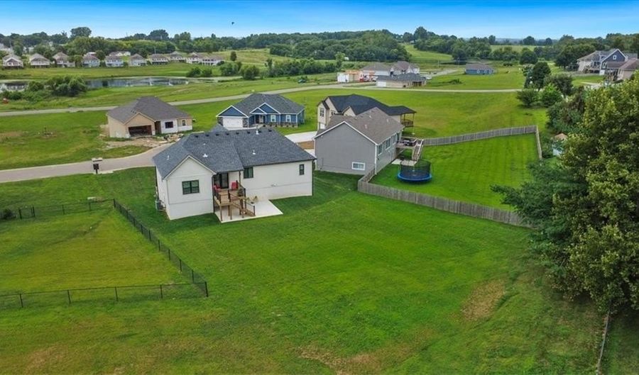 1603 Birdie Cir, Atchison, KS 66002 - 4 Beds, 3 Bath