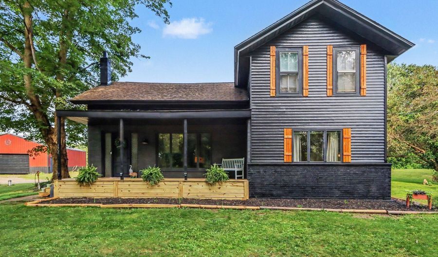 172 26th St, Allegan, MI 49010 - 3 Beds, 1 Bath