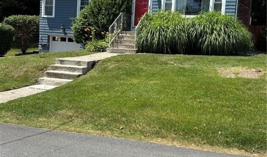 43 Belvedere St, Johnston, RI 02919 - 3 Beds, 1 Bath