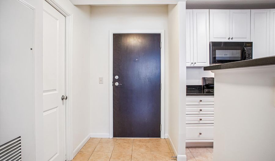 851 N GLEBE Rd 718, Arlington, VA 22203 - 1 Beds, 1 Bath
