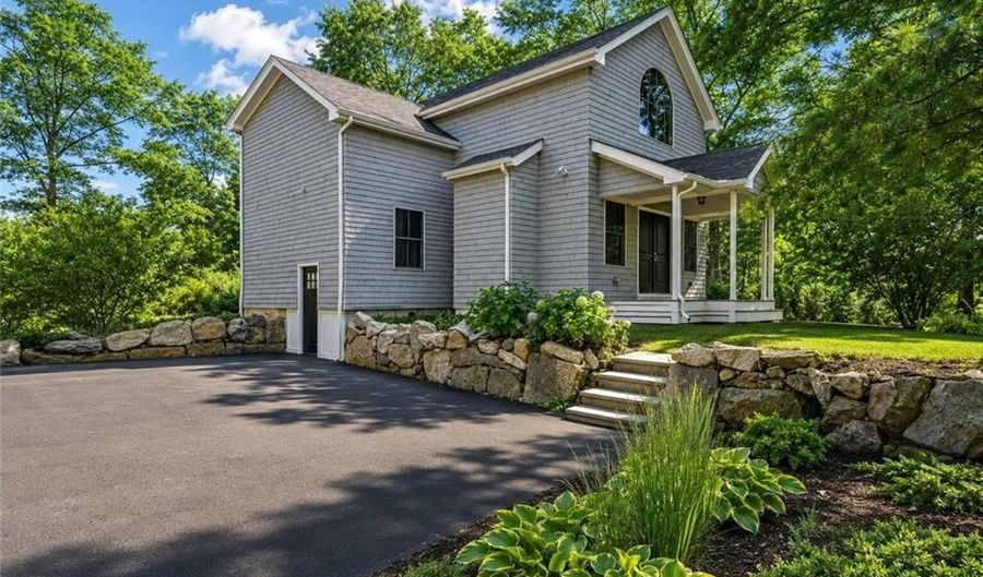 4434 S County Trl, Charlestown, RI 02813 - 3 Beds, 3 Bath