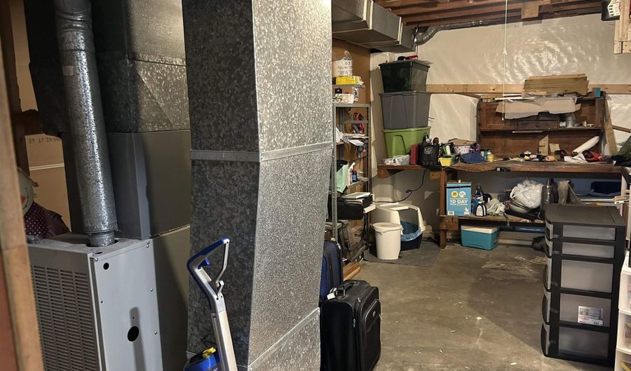 803 Plum St, Atlantic, IA 50022 - 3 Beds, 2 Bath