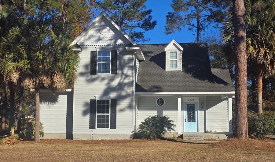 1715 Jimmy St, Adel, GA 31620 - 3 Beds, 3 Bath