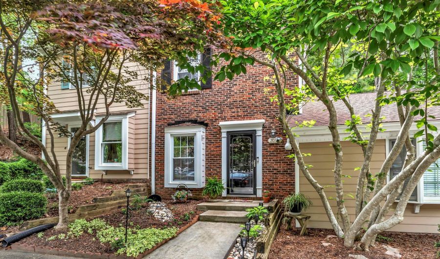 203 Colonial Townes Court Ct, Cary, NC 27511 - 2 Beds, 3 Bath
