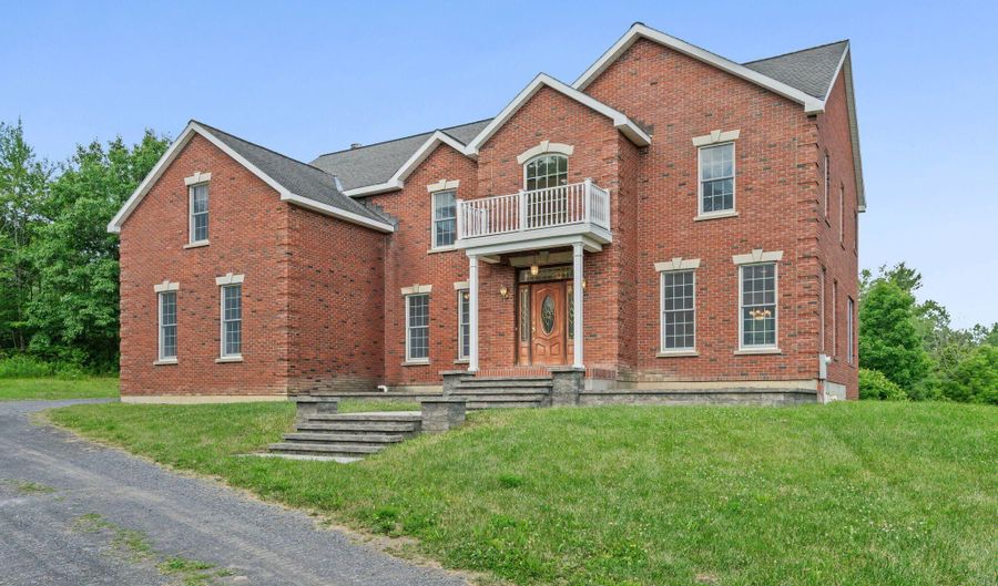 97 Lewis Rd, Altamont, NY 12009 - 5 Beds, 3 Bath