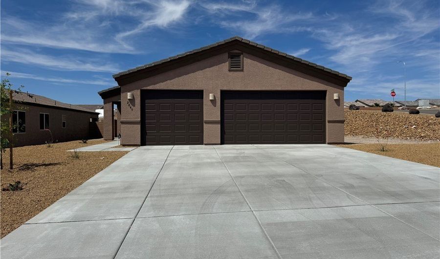 2645 Cross Timbers Trl, Bullhead City, AZ 86442 - 2 Beds, 2 Bath